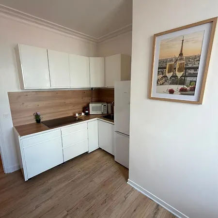 Appartement 3 Bedroom Near Paris