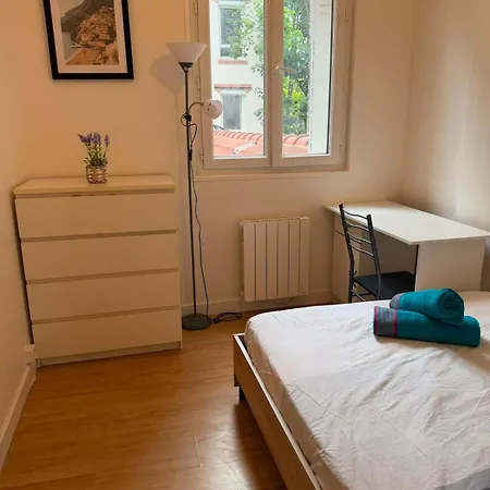 Διαμέρισμα 3 Bedroom Near Paris Suresnes